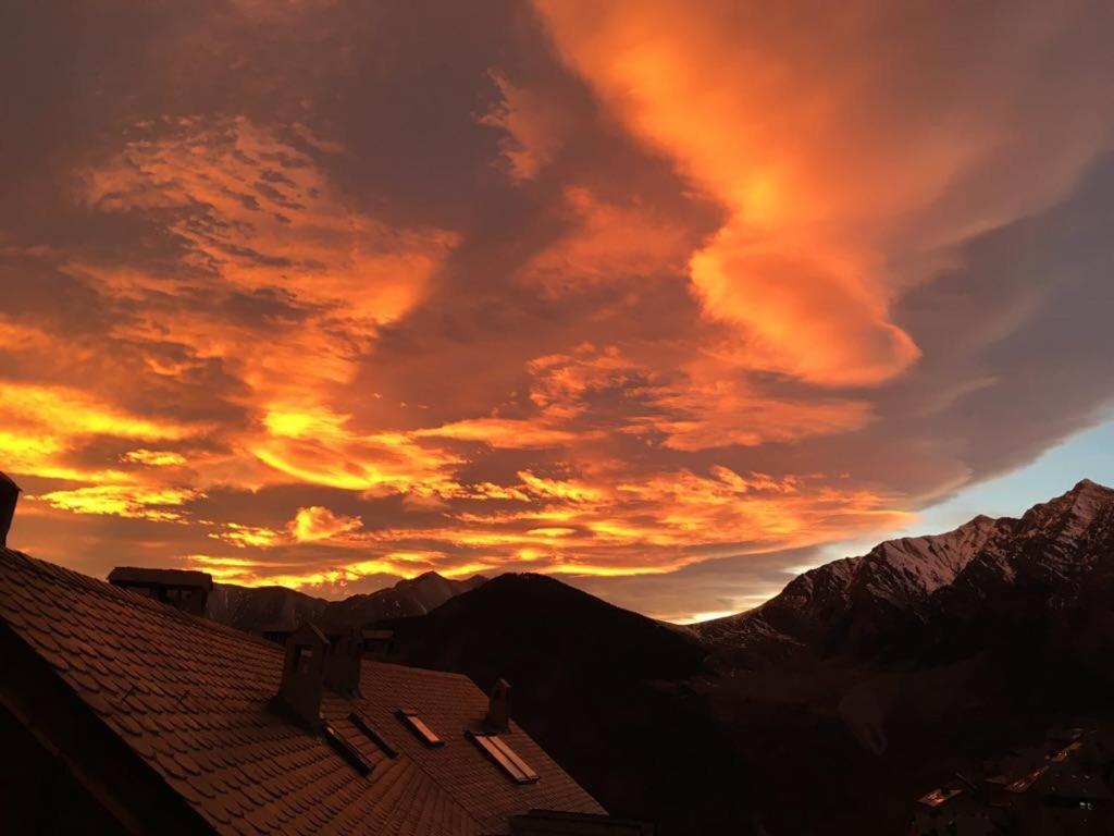 Hostal Rural Sant Climent Taull Bagian luar foto